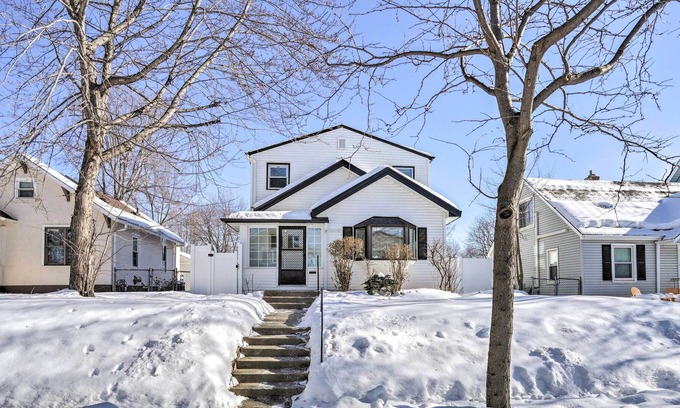 Nokomis House | Pet-Friendly Minneapolis Home w/ Private Yard