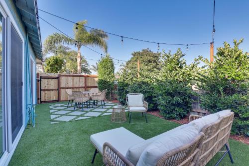 South Oceanside House | Pet-Friendly Oceanside Gem with Patio, Walk to Beach
