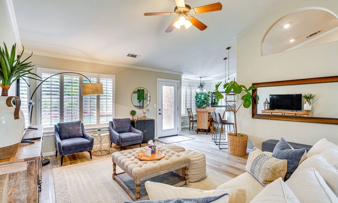 Boulder Creek House | Pet-Friendly Redding Home w/Spacious Patio