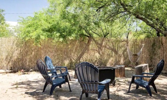 Tucson House | Pet-Friendly Retreat! No Cleaning Fee! Private Yard!