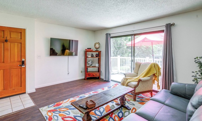 Santa Maria Condo | Pet-Friendly Santa Maria Condo w/Balcony!