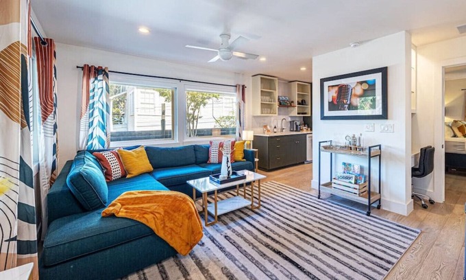 Travis Heights House | Pet Friendly Stylish & Central Bungalow, Walkable!