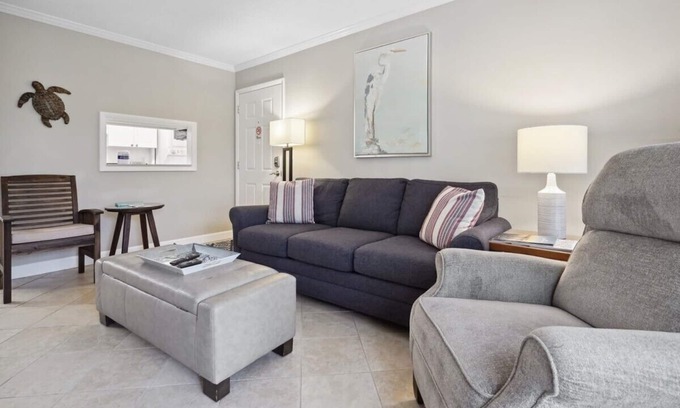 East Beach Condo | Pet-friendly first floor condo in Ocean Walk