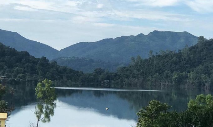 Ambavna Villa | Pet Friendly Villa on the Lake