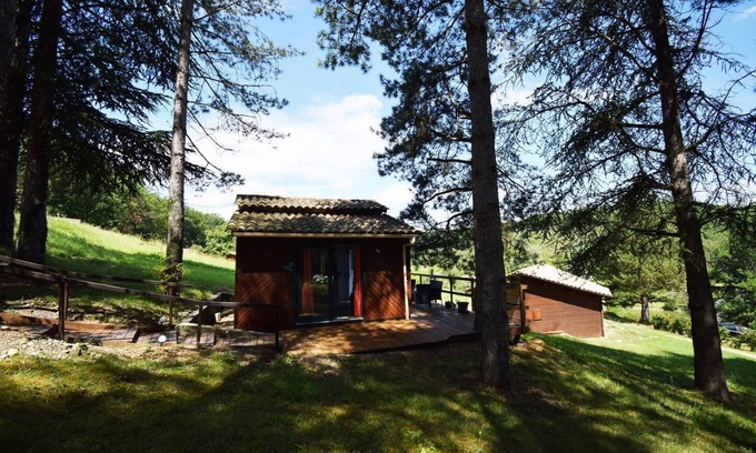 Layrac Ski Chalet | Petit chalet au Domaine du Lac de Goulens -piscine