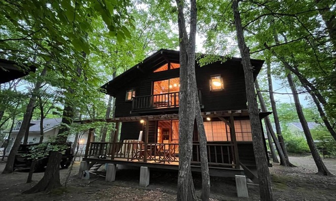 Kita Karuizawa Cabin | Pets, BBQ, bonfires OK! Spacious Kita-Karuizawa Rental Villa with Fireplace 'Musasabi House