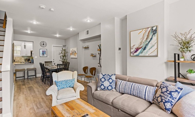 Queen Village House | Philly's Perfect Pad: Park Views, Parking & Walkable Charm!