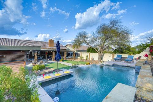 Paradise Valley Village Apartment | Phoenix Home with Private Oasis Walk to Lookout Mtn