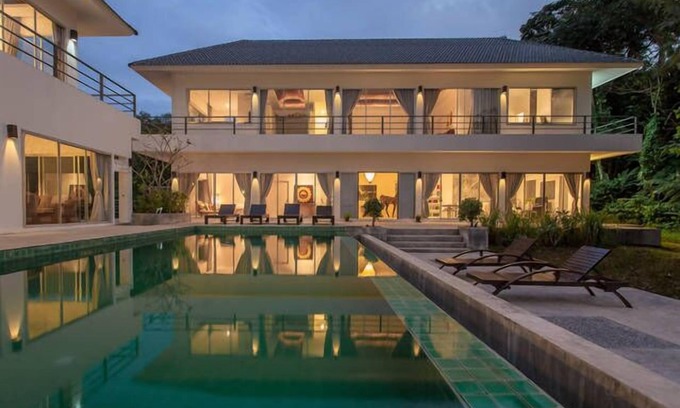 Sa Khu Villa | Phuket Seaview Villa; walk to beach