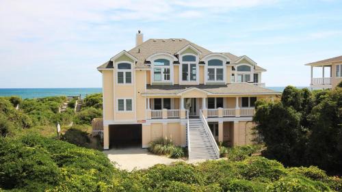 Pine Island House | PI202, Turtle Key- Oceanfront, Ocean Views, Pool, Hot Tub