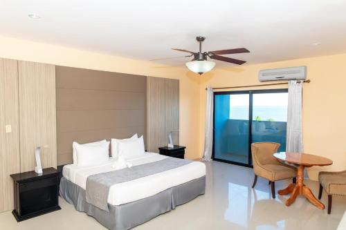 Belize City Hotel | Pickwick Park View Hotel