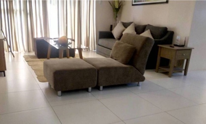 Nasugbu Apartment | Pico de Loro Beach and Country Club CabLt713br