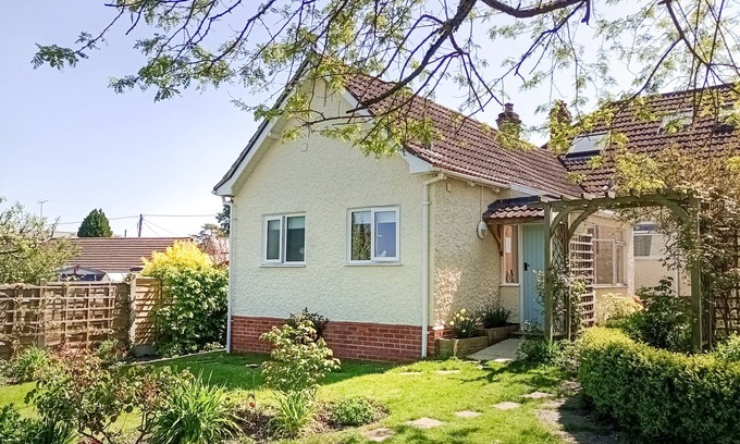 Westbury House | Picquet View - One Bedroom House, Sleeps 2