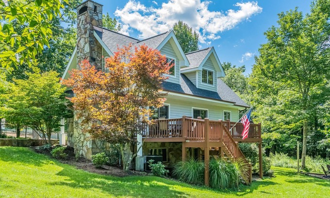 Mountainside House | Picture Perfect | Centrally Located + Hot Tub & Game Room!