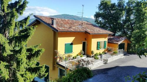 Castelnovo ne' Monti Apartment | Pietra di Bismantova Short Lets
