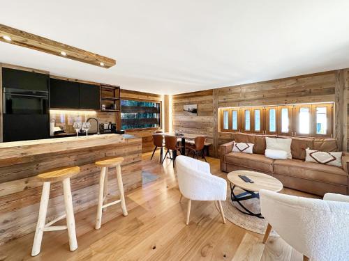 Saint-Pierre-de-Clages Apartment | Pilanous Residence - Junior Suite - Swiss Alps