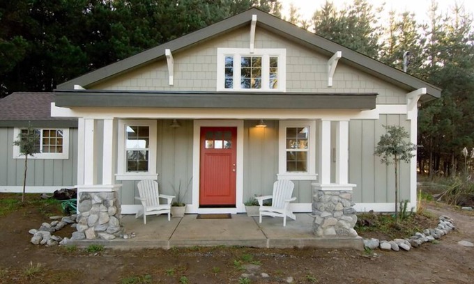 Bodega Bay House | PINE VIEW BUNGALOW - OCEAN VIEW BUNGALOW IN THE PINES AT BODEGA BAY
