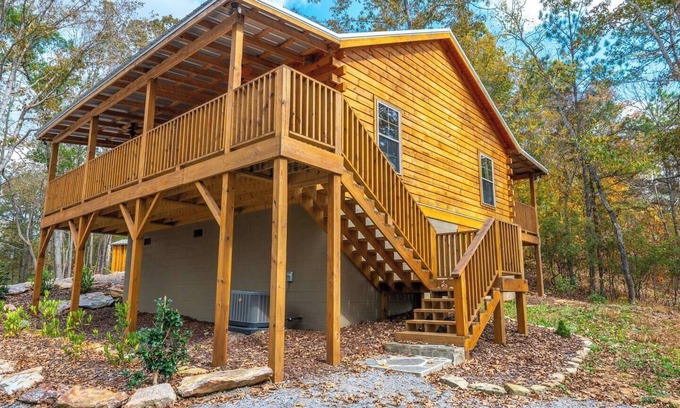 Talladega Cabin | Pinhoti Ridge Retreat Cabin 4, Ridgeview
