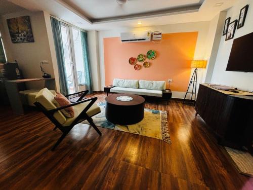 Panch Batti Apartment | Pink sands