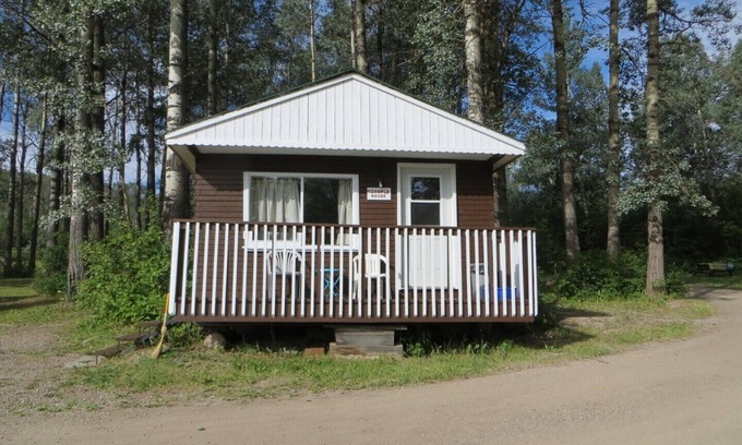 Regional District of Bulkley-Nechako RV Rental | Piper's Glen Resort Cabin