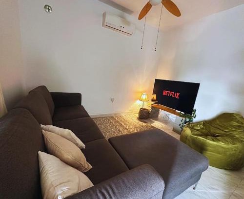 Paralimni Apartment | Pipi Langhouse