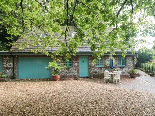 Milton Abbas House | Pips Hideaway