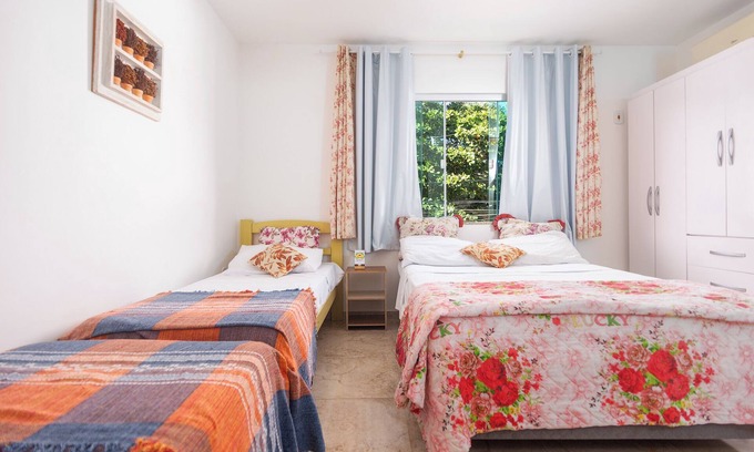 Ferradurinha House | Pirates Guest House Rooms