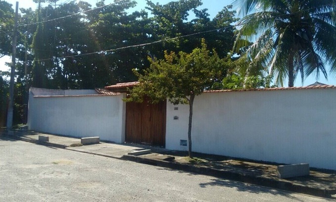 Piratininga Apartment | Piratininga between the Lagoon and the Sea.