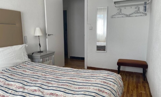 Delicias Apartment | Piso Acogedor Ciudad Jardin , Cerca de la Universidad y del Hospital Clínico