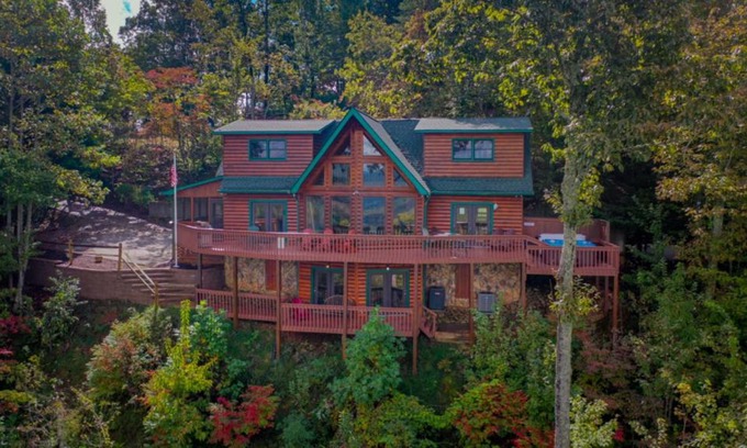 My Mountain House | Plane View