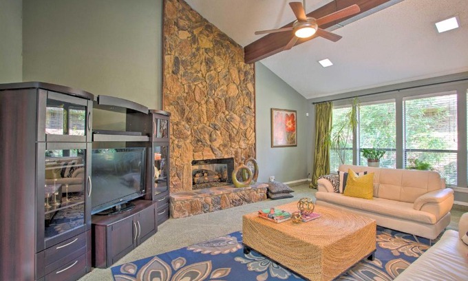 Plano House | Plano Home with Patio-17Min to Crayola Experience