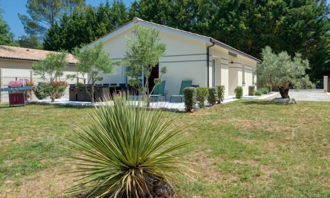 Lesparre-Medoc House | Plassan by Interhome