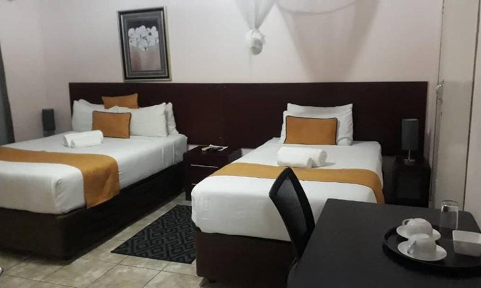 Kasane House | Plateau Guest House