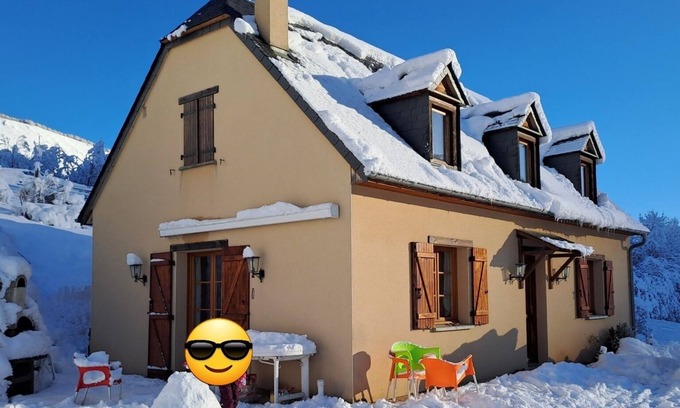 Arrens-Marsous House | Pleasant house classified 3 stars. Panoramic view of the peaks of the Val d'Azun