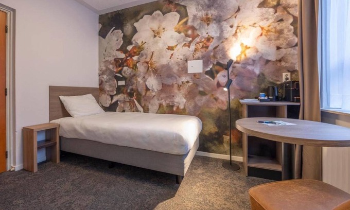 Berg en Dal Apartment | Pleasant Stay! Indoor Pool, Sauna Access, Close to Africa Museum!