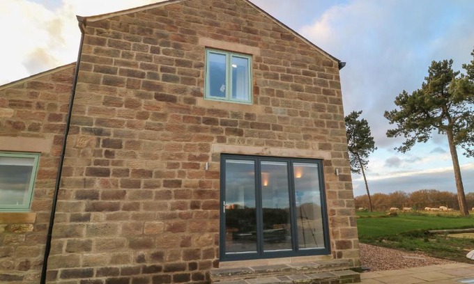 Harrogate House | Ploughman's Rigg