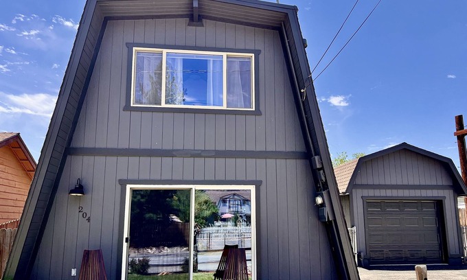 Big Bear City Cabin | Plug in to the peace, joy, and Zen at this modern Modified A-Frame Cabin!