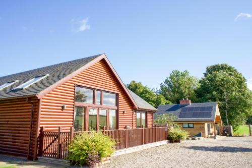 Abernyte House | Plum Tree Lodge