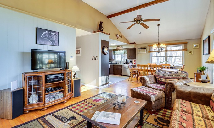 Lake Harmony Estates House | Poconos Home w/Deck: Walk to Lake Harmony!