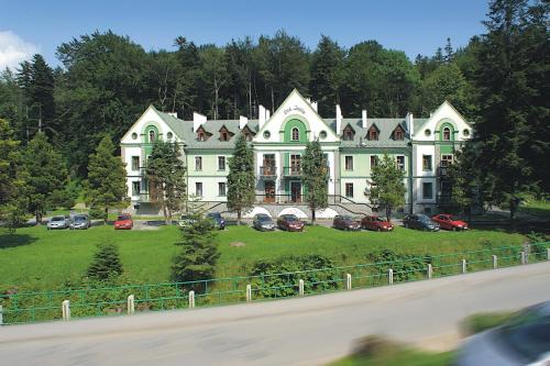 Iwonicz-Zdroj Resort | Pod Jodłą
