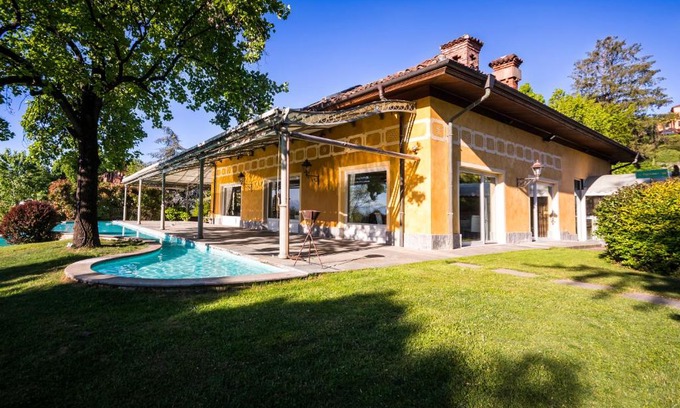 Saluzzo Hotel | Poggio Radicati Hotel De Charme