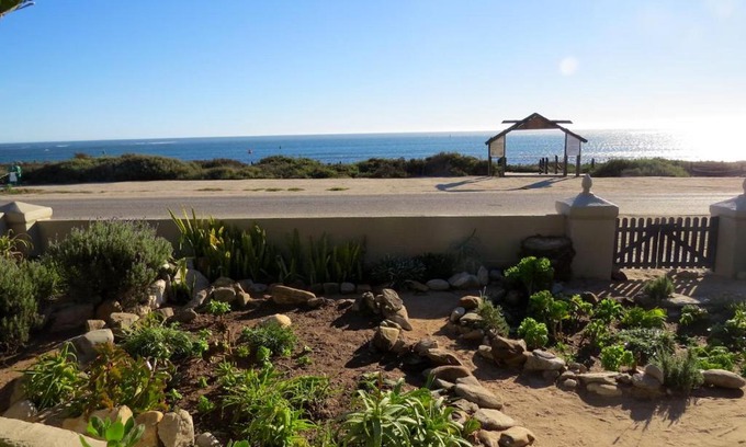 Port Nolloth Apartment | Polka & Nollies