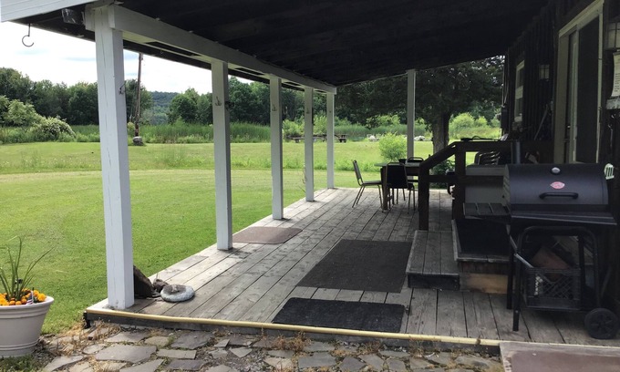 Spencer Cabin | PondView Mountain Country House/Cabin on 70 acres with 5 Ponds