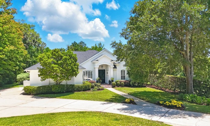 Palm Valley House | Ponte Vedra Paradise-Spacious 5-bed Pool, Hot Tub, Pickleball, Beach & Golf