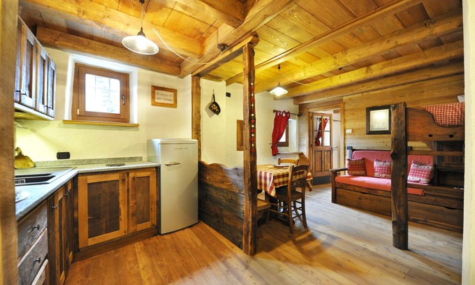 Lassolaz Apartment | Pontey: Apartment/flat - Pontey