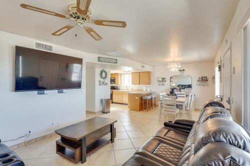 Lake Havasu City Apartment | Pool Access and Mtn Views Lake Havasu City Condo!