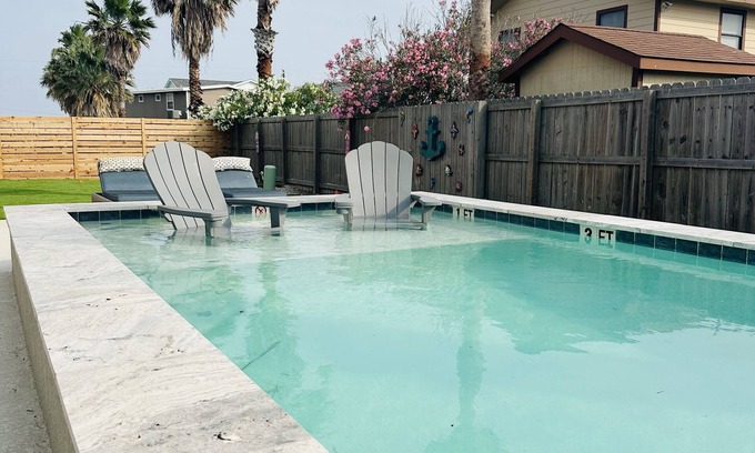 Leeward Sands House | Pool & Fenced Yard in Town <> Parking <> 2 bdrm - 2 bath