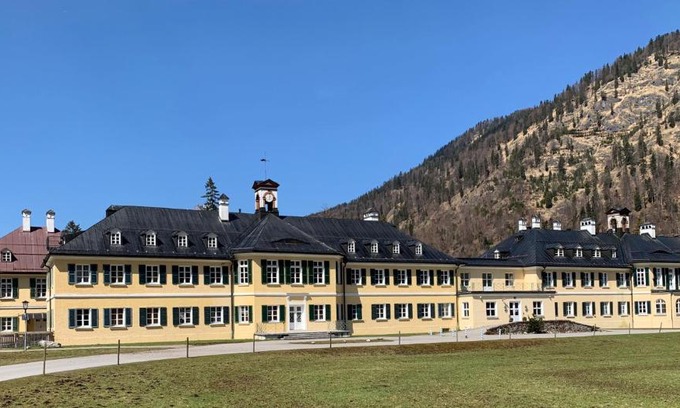 Kreuth Hotel | Pop-Up Lodge Wildbad Kreuth