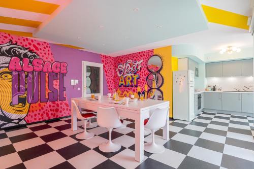 Selestat Apartment | PopArt by AlsacePulse