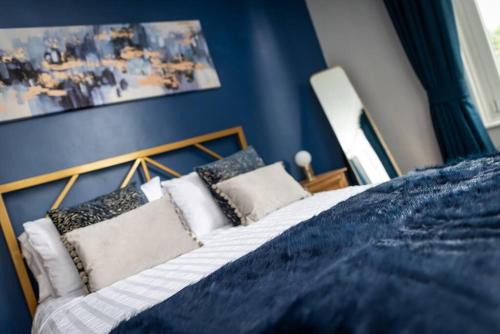 Torquay City Centre Apartment | * POPULAR * Stunning quiet apartment by the sea